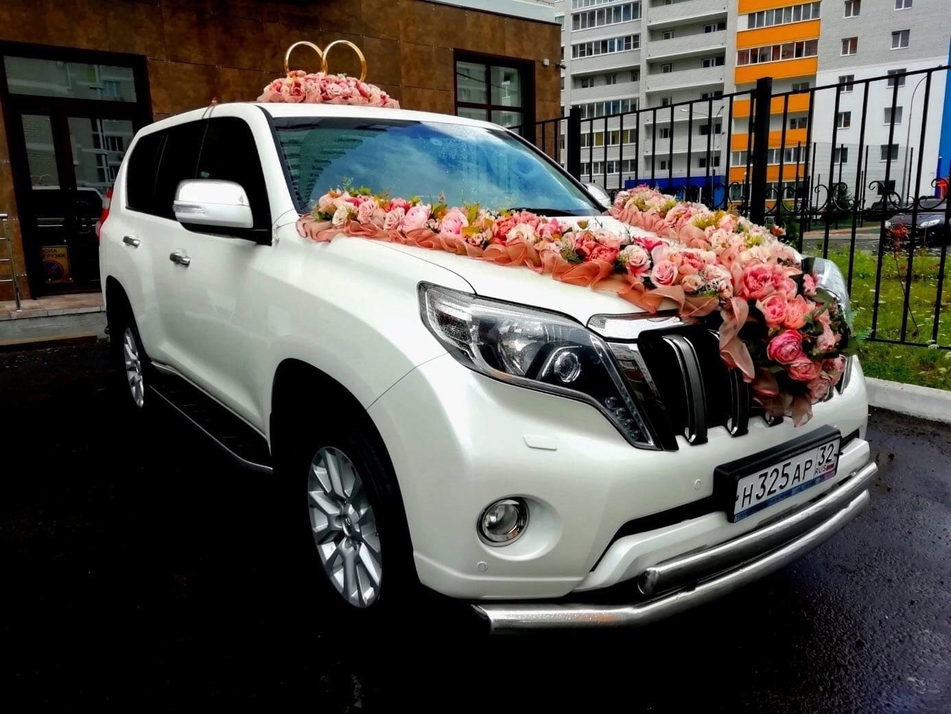 Аренда Toyota Prado с водителем в Брянске: внедорожник Toyota Prado цена от  900 рублей в час | REQCAR.COM