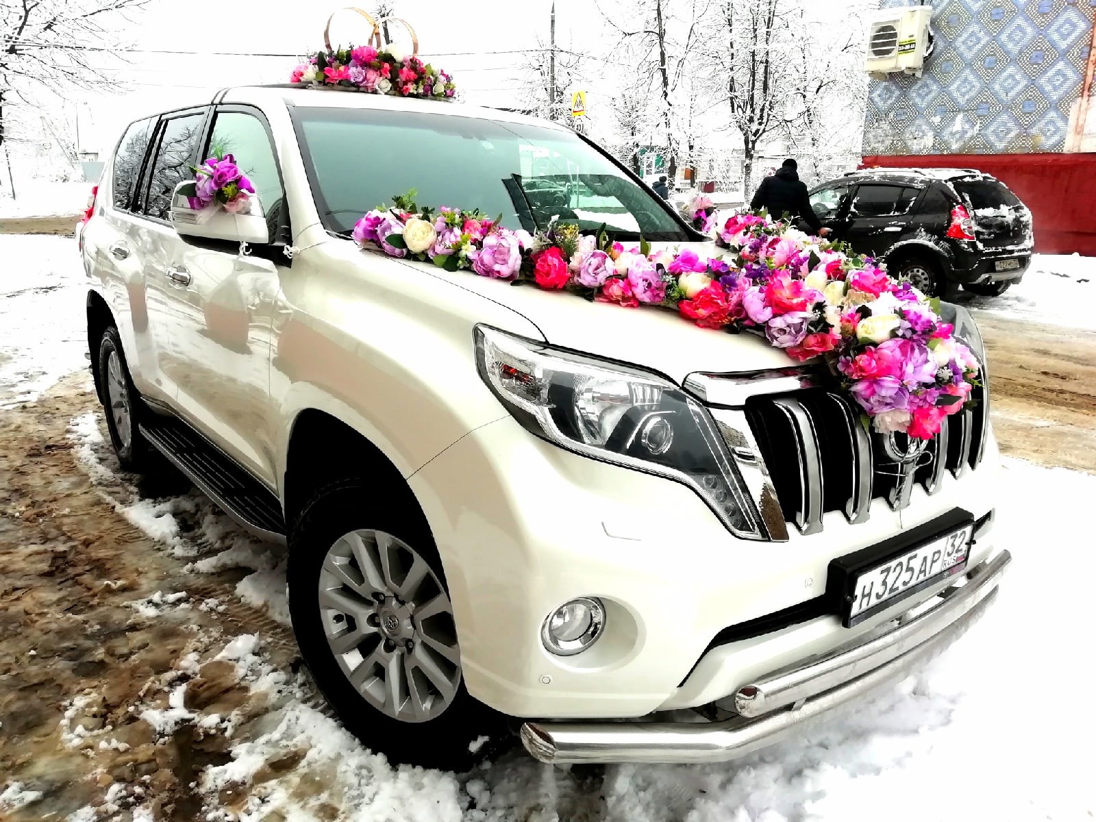 Аренда Toyota Prado с водителем в Брянске: внедорожник Toyota Prado цена от  900 рублей в час | REQCAR.COM